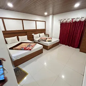 ponnus-silver-star.hotels-munnar.com/